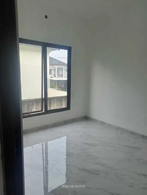 Spacious 4+1 Bedroom House with Modern Finishes