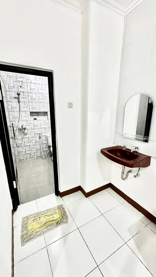 3 жатты бөлмесі бар 1.5 қабатты үй, кең кеңістік, кондиционерлері бар