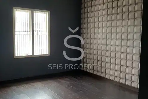 3-Bedroom 2-Story House with Modern Design