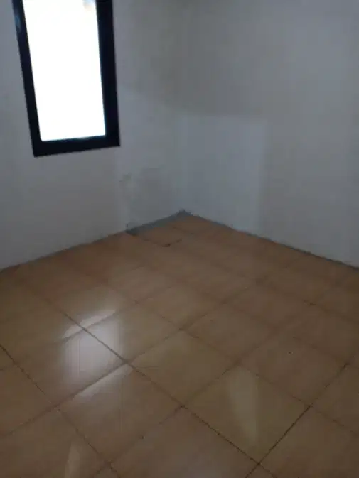 Compact Rental Property with Basic Amenities