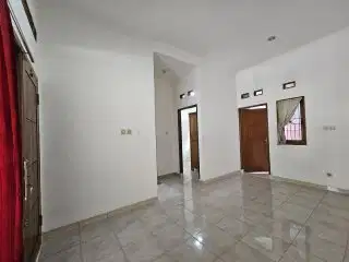 Yearly Rental House in Cluster with One Gate System near Abdul Wahab Sawangan Road, Depok