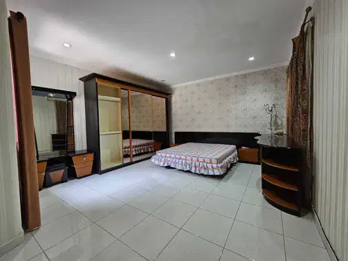 Modern Two-Story House with 4 Bedrooms in Cakung