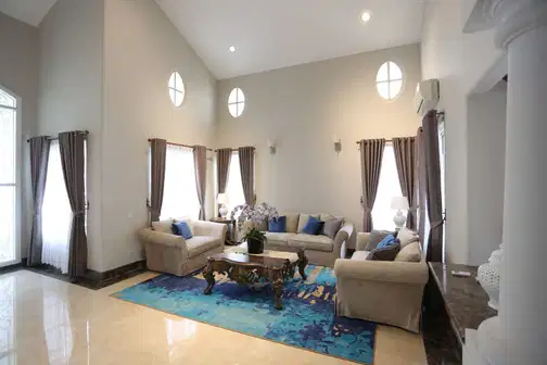 Spacious 5+2 Bedroom House in BPR Lippo Karawaci, Tangerang