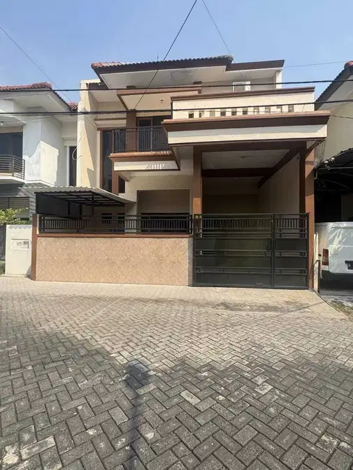 2-Story House in Lebak Indah with Spacious Parking