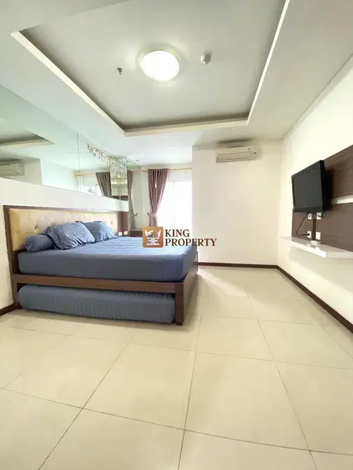 Green Bay Pluit 2BR Furnished Apartment with Sea View