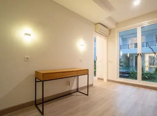 Spacious Family Home with Green and Secure Location