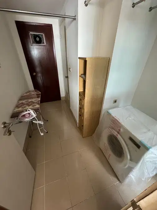 Spacious Apartment with Modern Design and Amenities