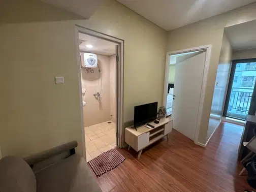 Parahyangan Residence Apartment - Pool View, 17th Floor, Fully Furnished
