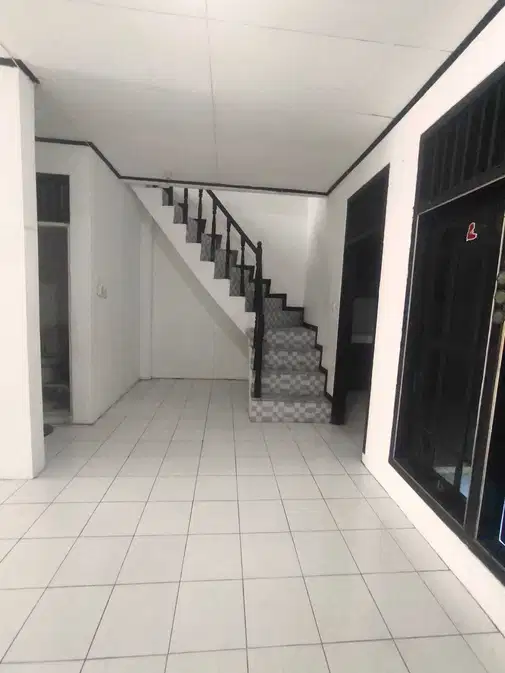 Spacious 3-Bedroom House in Taman Buaran Indah, Klender