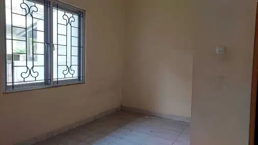 7-Bedroom House in Kelapa Gading with Multiple Features