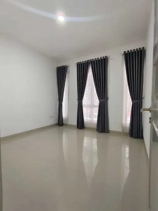 Neat Ready-to-Move-In House at Elista Village, Gading Serpong