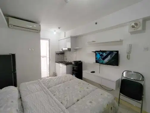 Studio Apartment at Bassura City - Fully Furnished