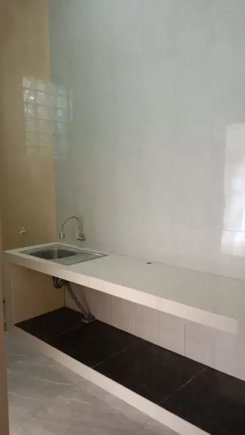 Spacious Rental House in SBY Barat with Multiple Rooms