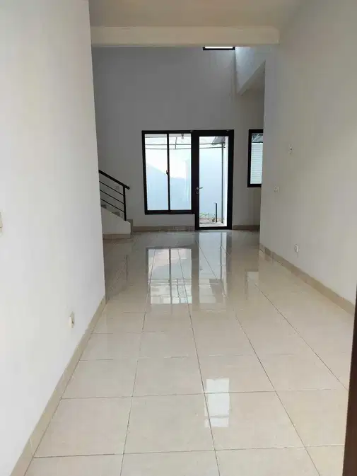 Newton Cluster House in Gading Serpong near Scientia Square Park