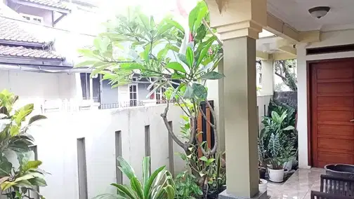 Spacious Residential Property with Multiple Amenities
