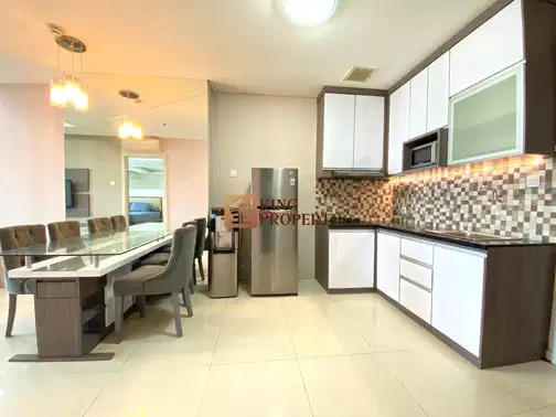 Green Bay Pluit-те теңіз көрінісі бар жиһазданған 2 жатқа бөлмелі пәтер