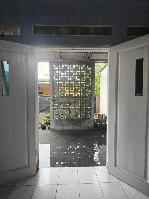 1-Floor House Near BSD, Cisauk Station, and Modern Market