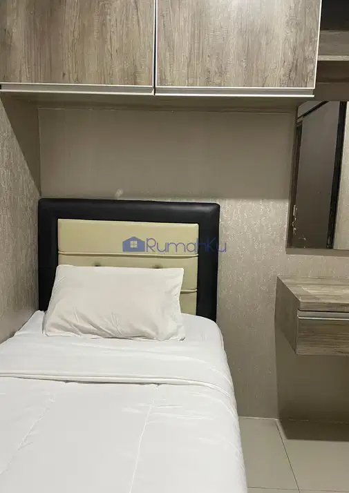 2 Bedroom Apartment with Free Monthly Laundry