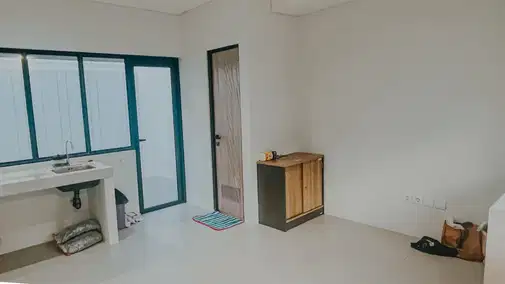 Semi Furnished House in Park Serpong (Cityzen X)