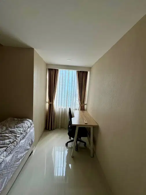 Spacious Apartment with Modern Design and Amenities