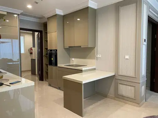 Pondok Indah Residence 3 жұмақты бұрыштық бөлмесі қосымша қызмет бөлмесі бар