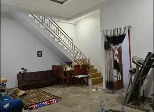 Large 4-Bedroom House Near Citra Raya Amenities