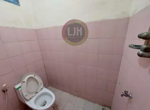 Strategically Located House in Greenland, Batam Centre
