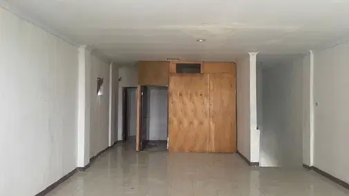 3-Story Commercial Shop/Building in Jelambar, Busy Street Location