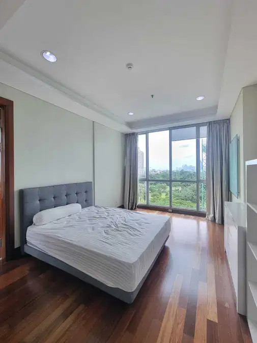 Senayan City Residences-тегі панорамалық көрінісі бар 2 бөлмелі люкс пәтер