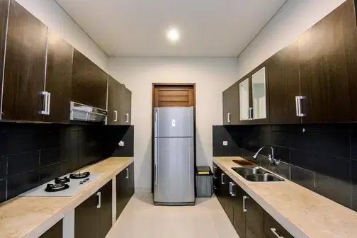 Ocean View 5-Bedroom Villa with Private Pool and Security