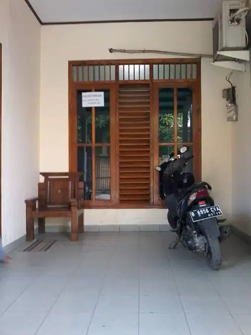 Flood-free house near Gading Serpong, Karawaci, with 24/7 security