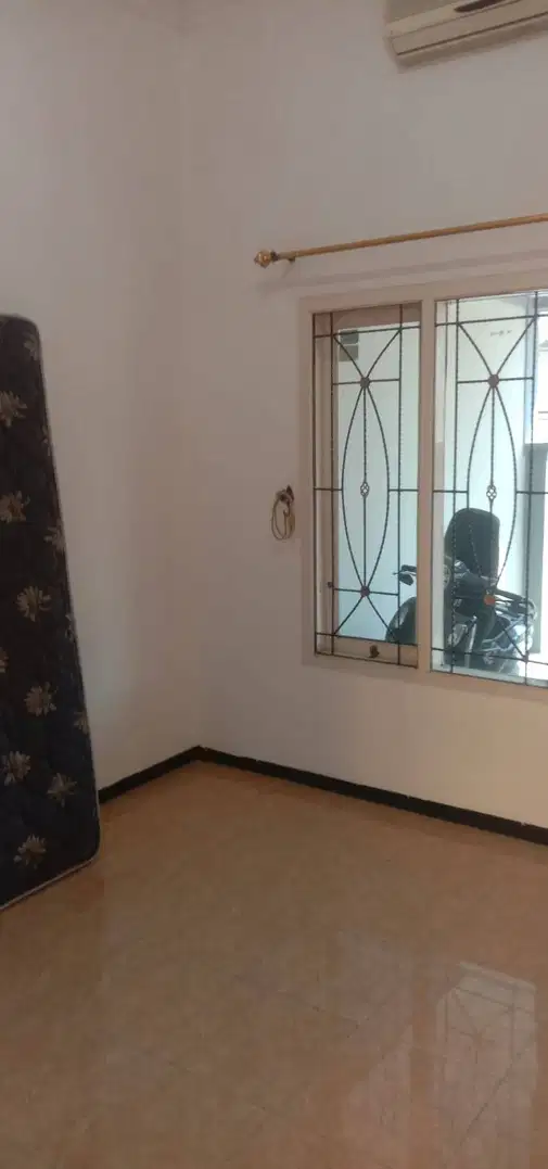 3-Bedroom House in Permata Borobudur with Garden, Near Market and School