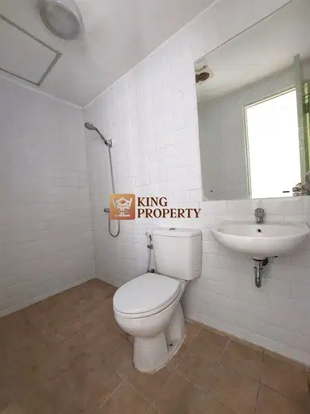 3 Bedroom Apartment in Season City with Pool View
