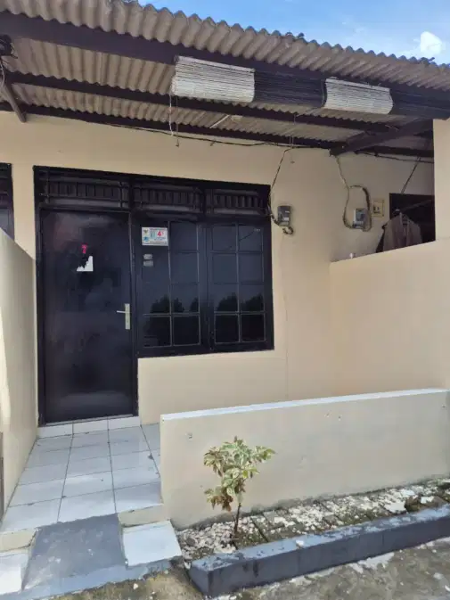 Monthly Family Rental with Multiple Sections, Strategic Location