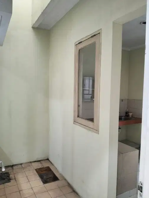 Modern, Well-Maintained Property Ready to Move In