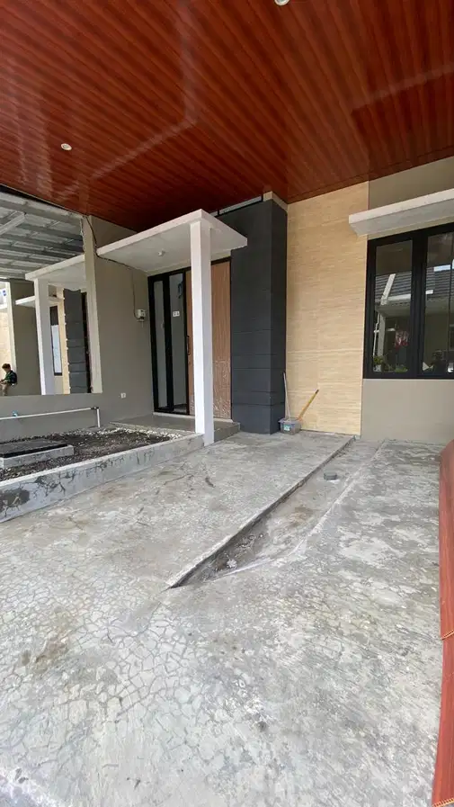 New House in Perum Alana Wisma Indah, Surabaya