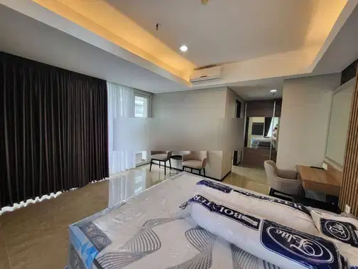 3-Bedroom Apartment at Royale Springhill Kemayoran with Golf View