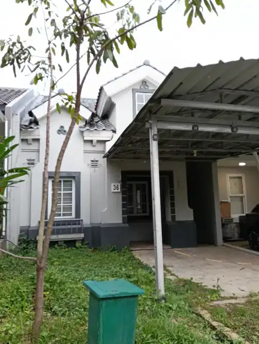 Аренда в Sentul City - 2-х комнатный дом, чистый и готовый к заселению