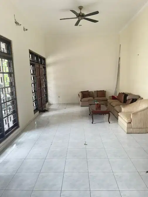 Quiet Residential Complex House Rental