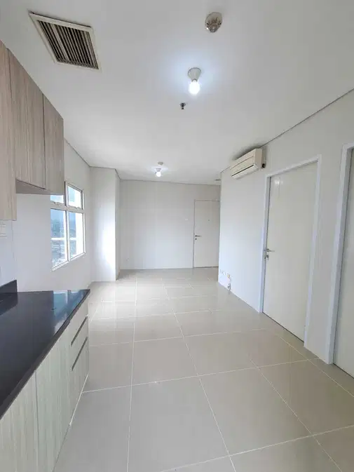 2BR Hook Unfurnished Apartment at Madison Park Podomoro City