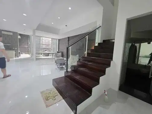 High-Spec House in Graha Family, Spacious and Modern
