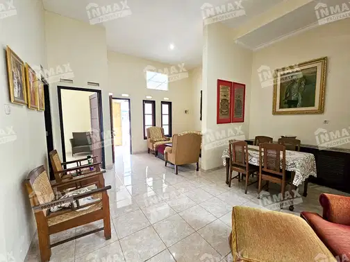 Minimalist Ready-to-Move House in Quiet Area
