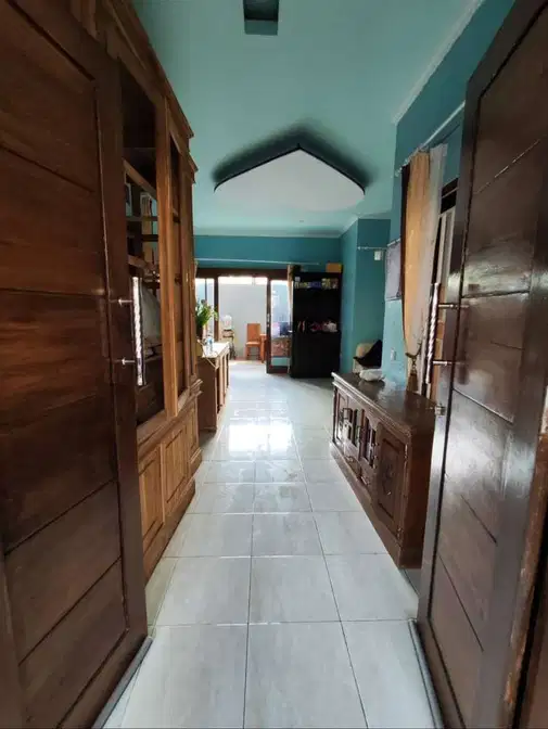 Well-Maintained Building with Good Access, Near GWK Cultural Park and Beaches