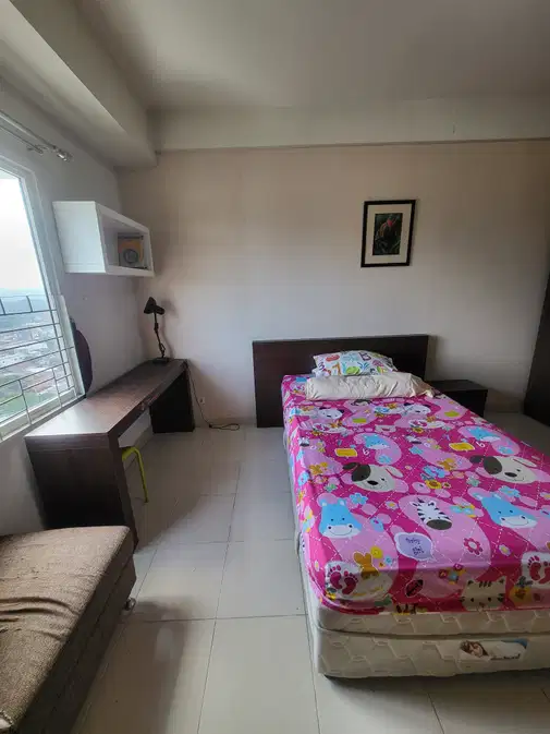 Spacious Apartment with Modern Amenities