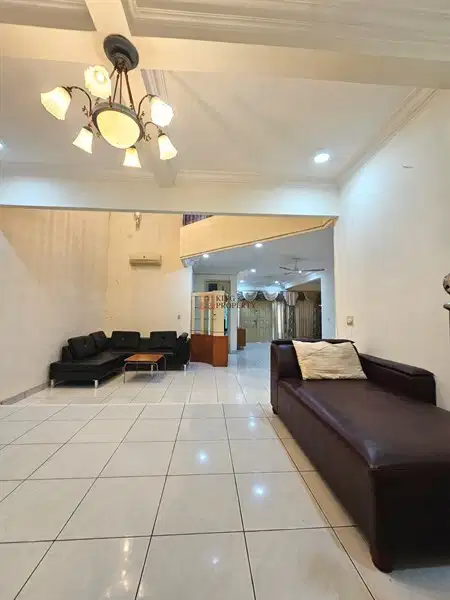 2-Story Furnished House in Kartini with Garden View