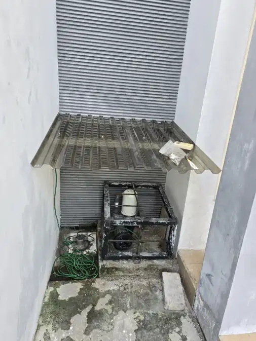 Компактный 2-комнатный дом с навесом и водоснабжением