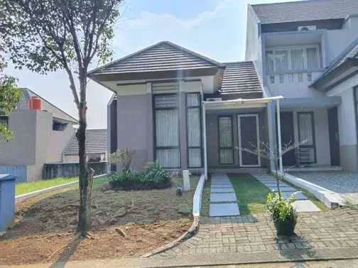Sentul City House - Green Living Near Amenities