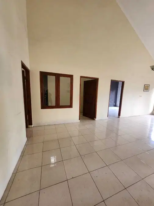 Tanjung Mas Raya-дағы Aneka Tambang-ға жақын 2 қабатты люкс үй