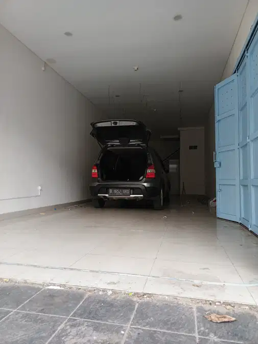 2-Story Commercial Space near Buahbatu, Strategic Location