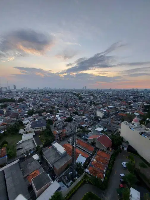 Studio Unfurnished Apartment at Madison Park, Central Park Mall, West Jakarta